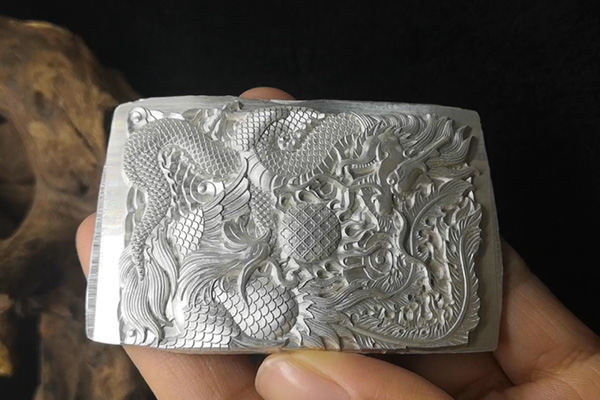 銀飾雕刻機純銀皮帶扣雕刻實例